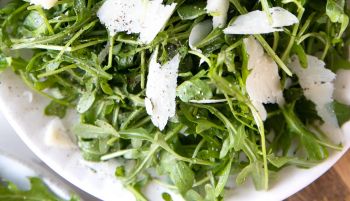 salata de rucola